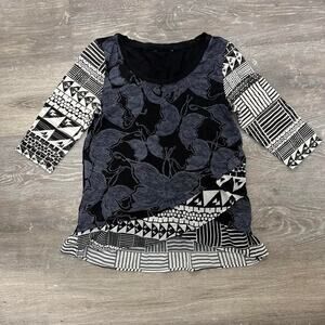 Black white floral butterfly